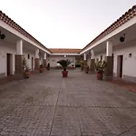 Rural Arroyo La Plata By Bossh 赫雷斯德洛斯卡瓦列罗斯