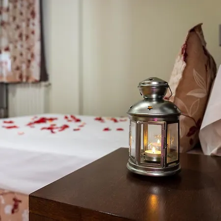 Rural Arroyo La Plata By Bossh Jerez De Los Caballeros