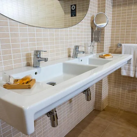 Hotel Rural Arroyo La Plata By Bossh Jerez De Los Caballeros