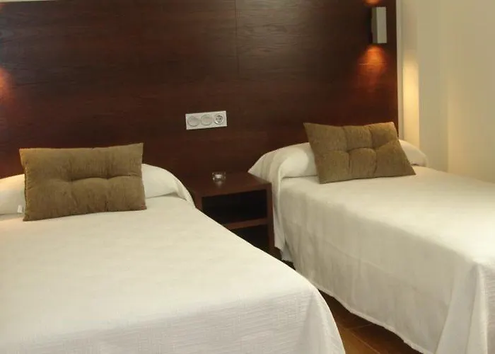 Rural Arroyo La Plata By Bossh Jerez De Los Caballeros