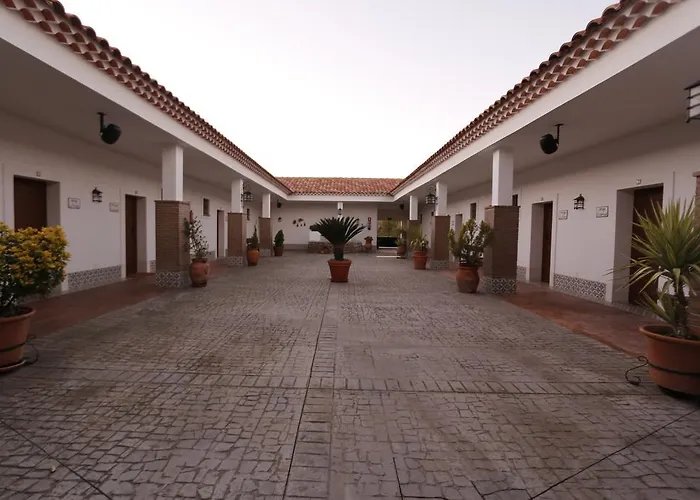 Rural Arroyo La Plata By Bossh Jerez De Los Caballeros