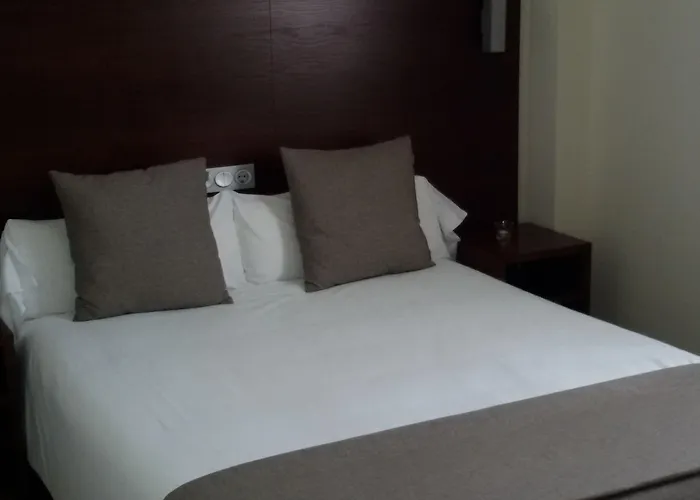 Отель Rural Arroyo La Plata By Bossh Херес-де-лос-Кабальерос