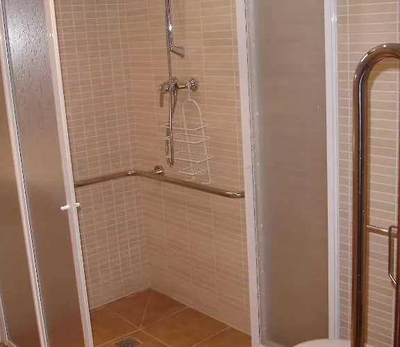 Отель Rural Arroyo La Plata By Bossh Херес-де-лос-Кабальерос